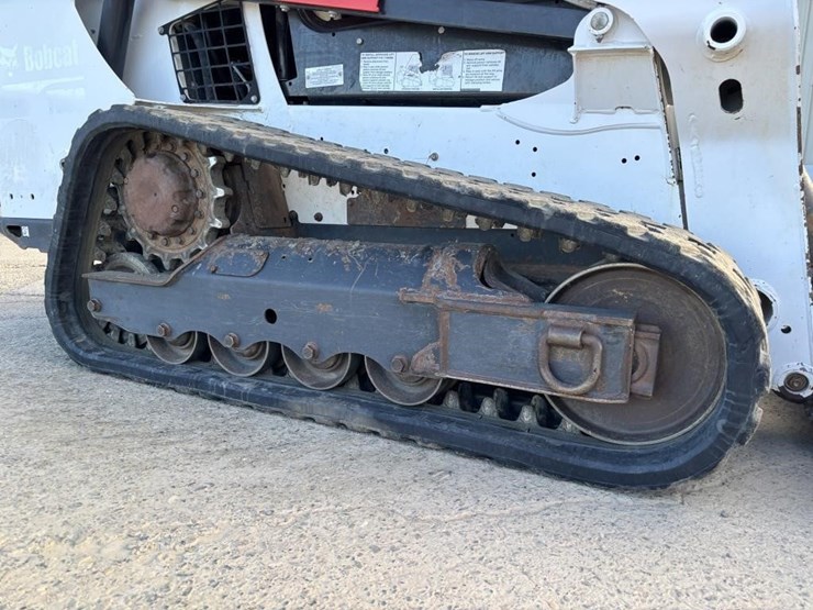 2019-bobcat-t590-image-17