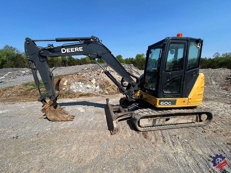 2021-deere-60g-image-2