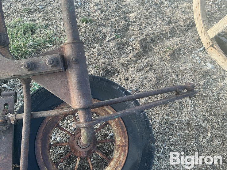 john-deere-terracing-plow-image-10