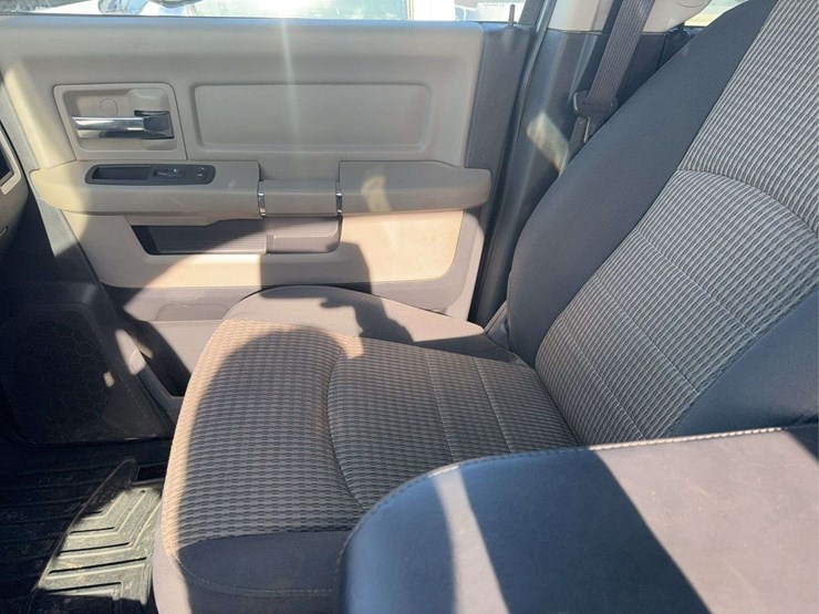 2011-dodge-ram-2500-image-9