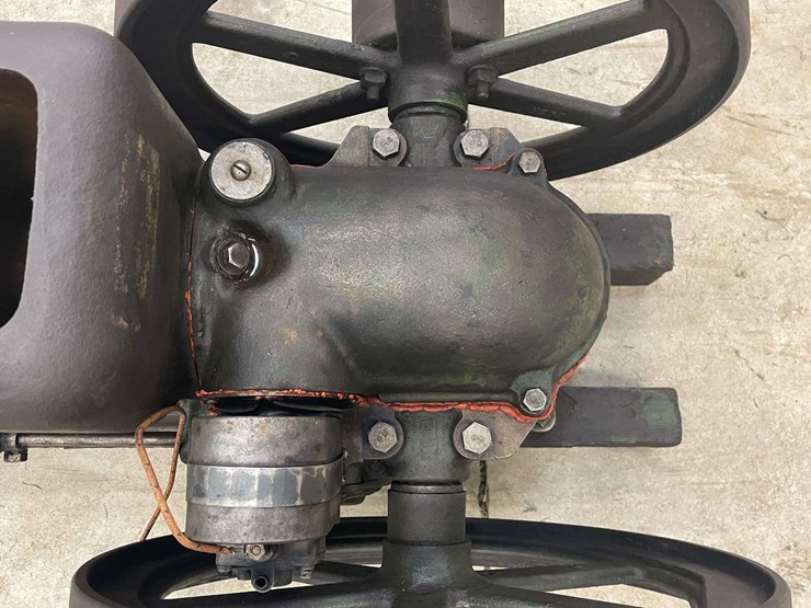 john-deere-11-image-21