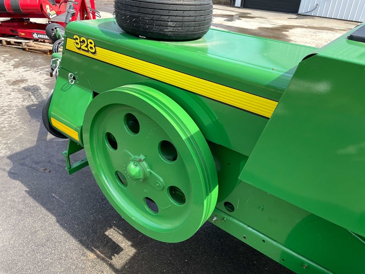 #144-•-john-deere-square-baler-(stoughton,-wi)-image-27