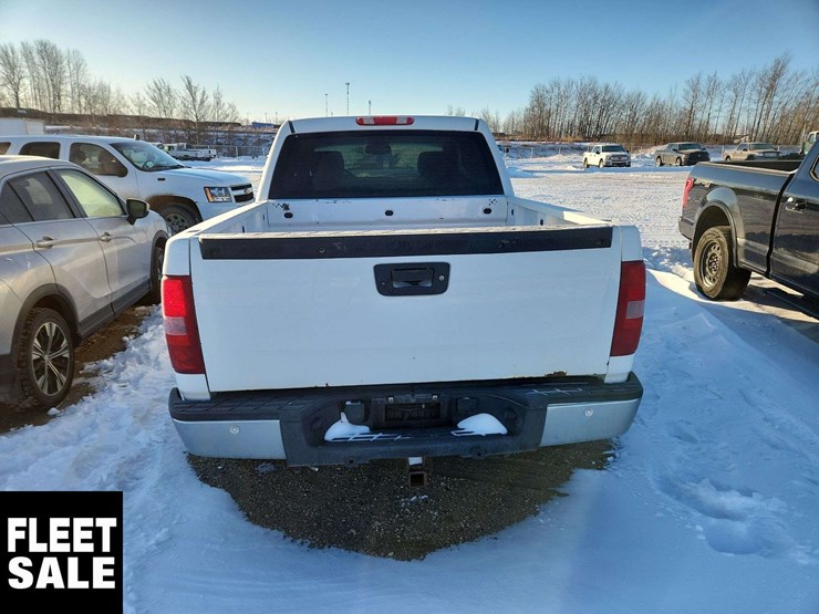 2011-chevrolet-silverado-1500-image-5