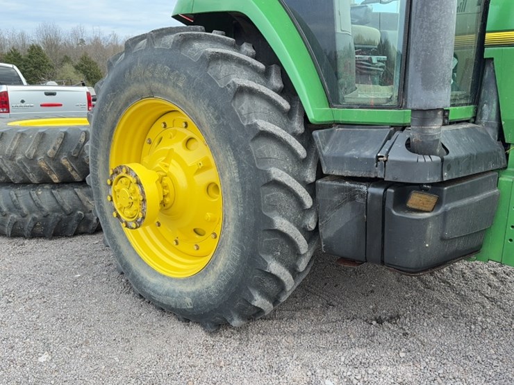 john-deere-8300-image-6