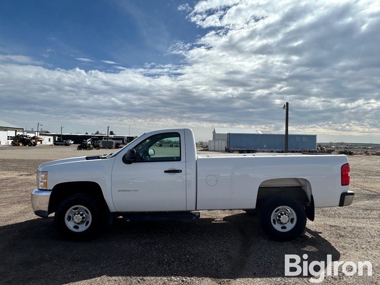 2010-chevrolet-silverado-2500-image-8
