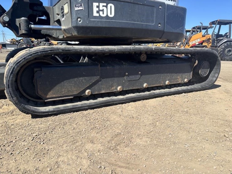 2019-bobcat-e50-image-23