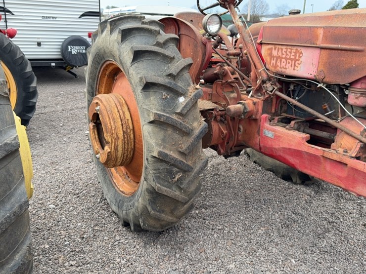 massey-ferguson-44-image-7