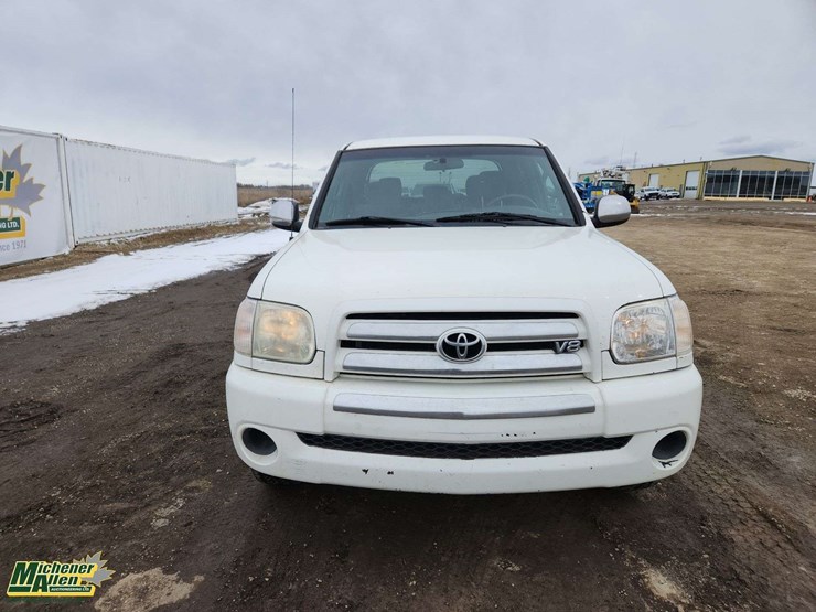 2005-toyota-tundra-image-19