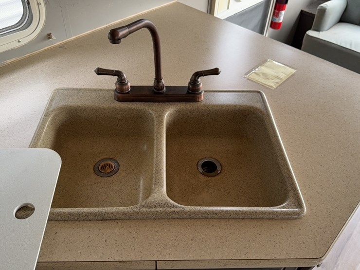 #3002-•-2006-rockwood-28'-5th-wheel-camper-image-19