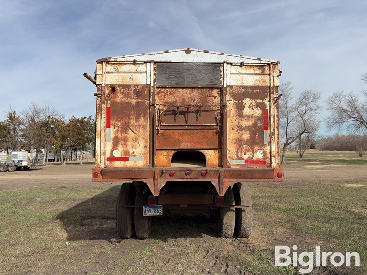 1974-chevrolet-c65-image-6