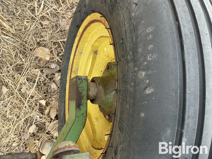 john-deere-4200-image-20