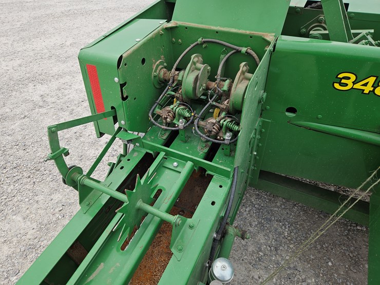 2021-john-deere-348-image-7