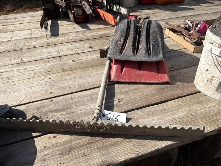 shovels,-weed-wacker-etc-image-1