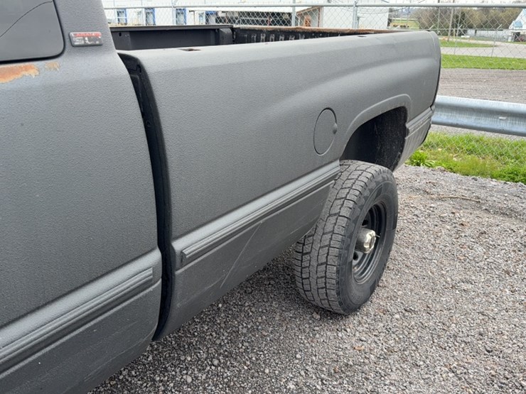 1997-dodge-ram-2500-image-13