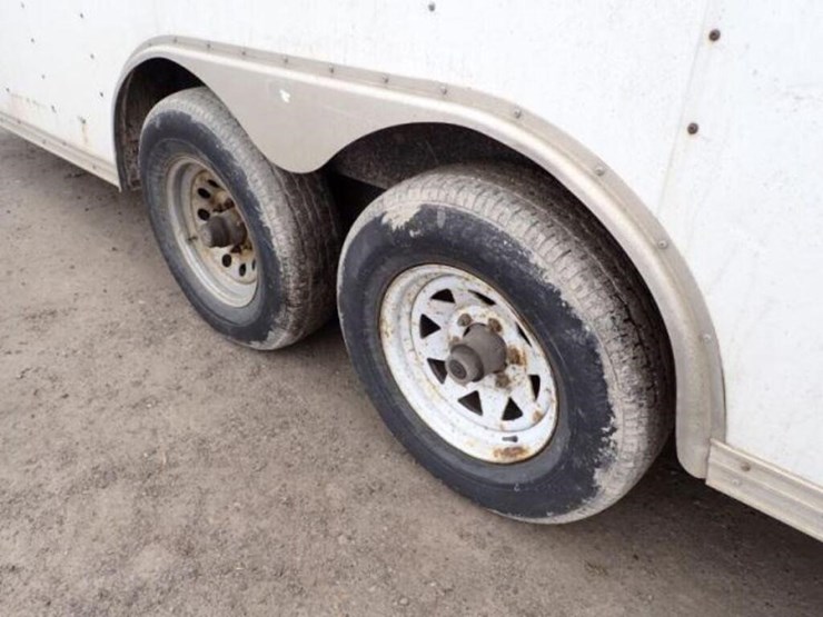 2011-car-mate-trailers-24-ft-t/a-enclosed-trailer-image-30