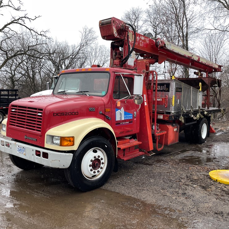 2000 INTERNATIONAL 4700