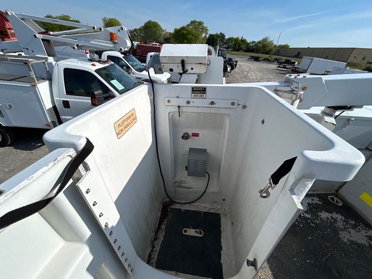 2013-ford-f450-image-15