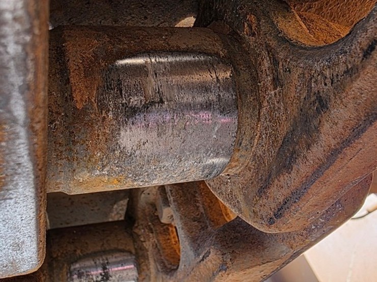 2013-case-850m-image-21