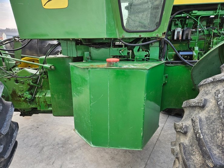 1974-john-deere-7520-image-26
