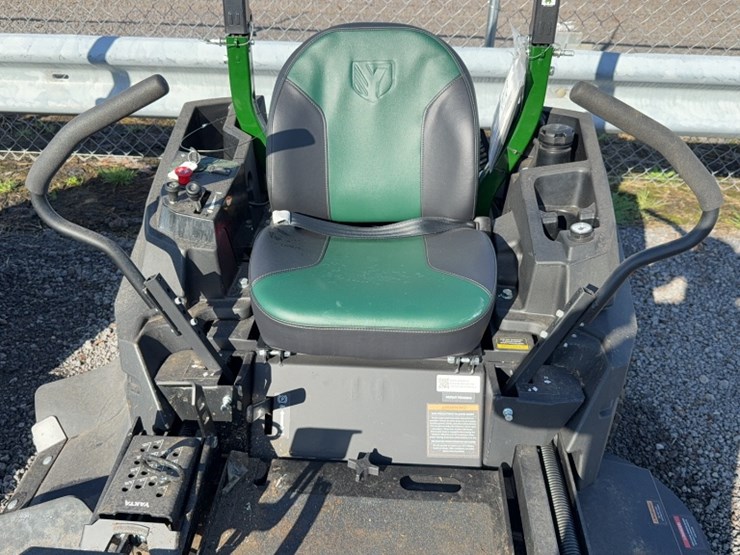 #4048-•-yakta-yxr-120-zero-turn-mower-image-6