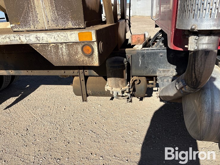 1989-peterbilt-375-image-18