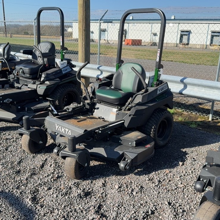 #4053 • YAKTA YXR 120 ZERO TURN MOWER