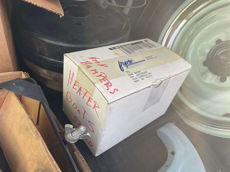 1953-ford-customline-sedan-image-77