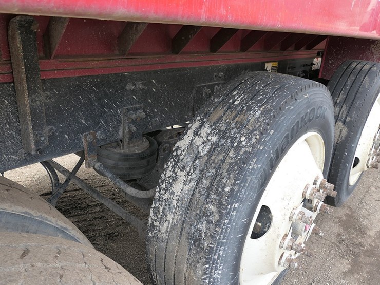 2017-mack-gu713-quad-axle-dump-truck,-sn:1m2ax09c5hm032603,-mack-mp8,-allison-auto,-j-&-j-21'-steel-image-8