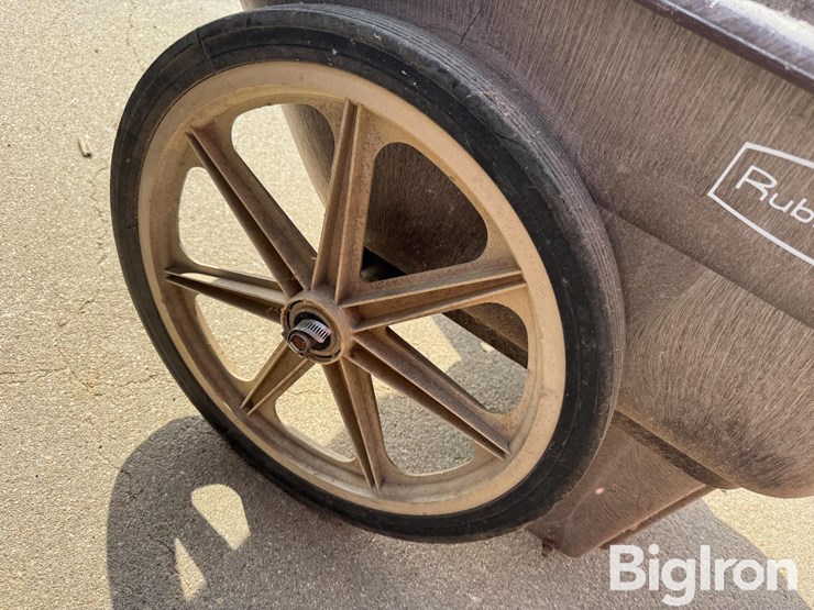 wheel-barrows-&-yard-rake-image-14