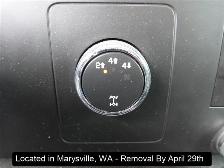 2011-chevrolet-3500-image-12