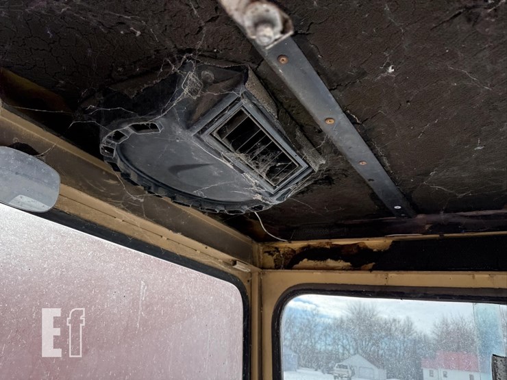 1980-versatile-400-image-15