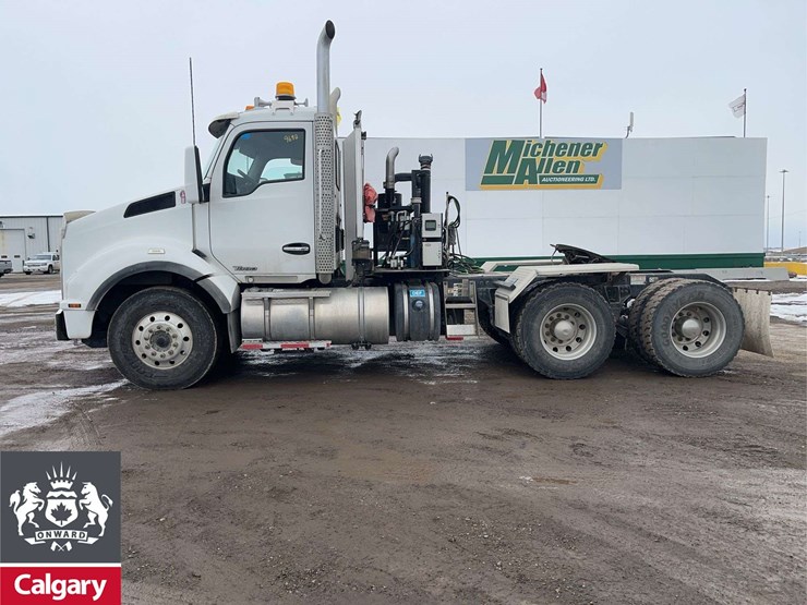 2018-kenworth-t880-image-5