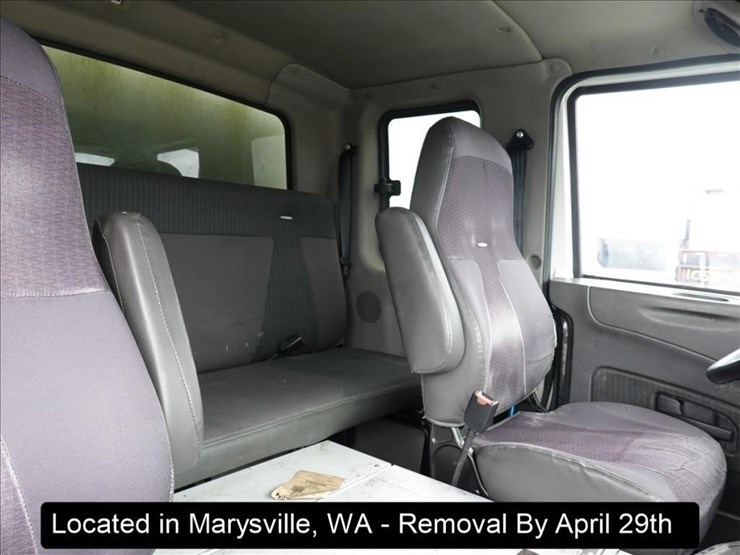 2008-international-7400-image-25