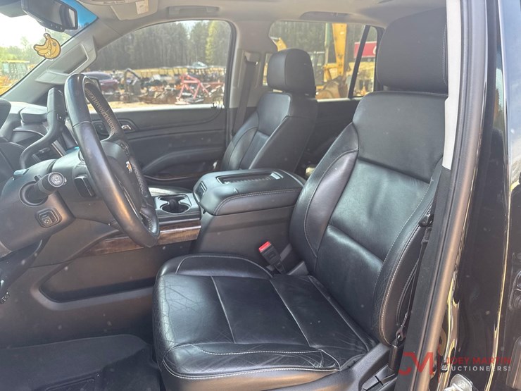 2016-chevrolet-tahoe-image-14