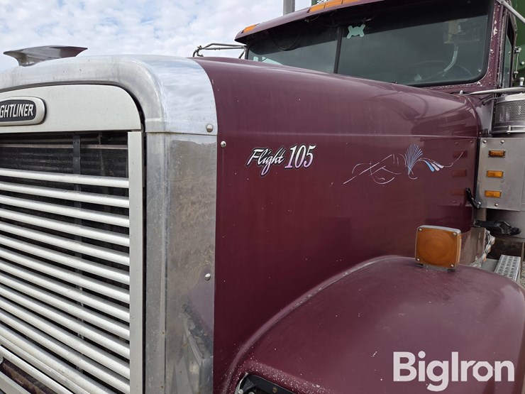 2000-freightliner-fld120-image-10