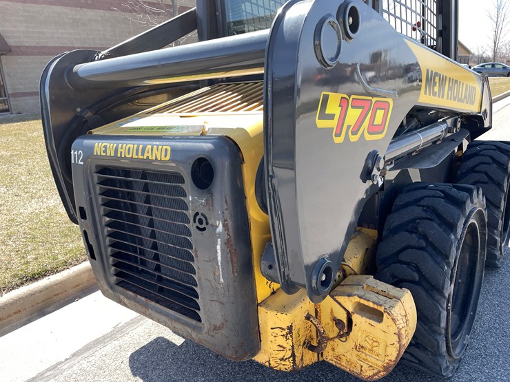 2006-new-holland-l170-image-26