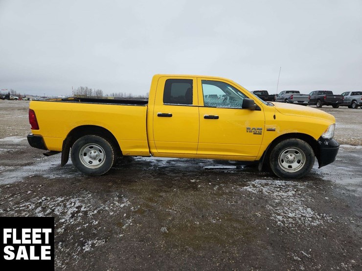 2019-ram-1500-classic-image-9