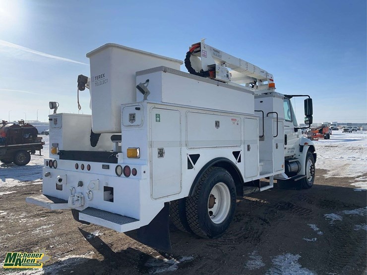 2006-international-durastar-4300-image-4