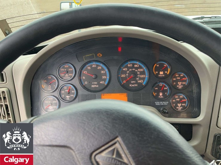 2019-international-workstar-7400-image-16