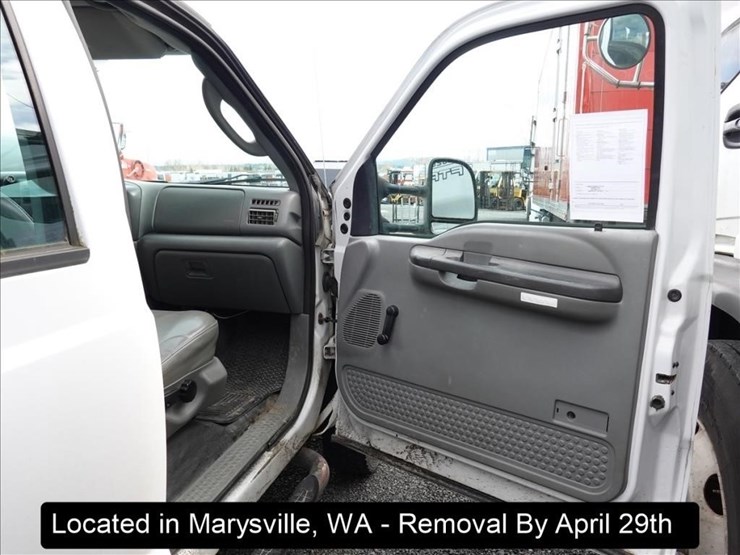 2004-ford-f450-image-9