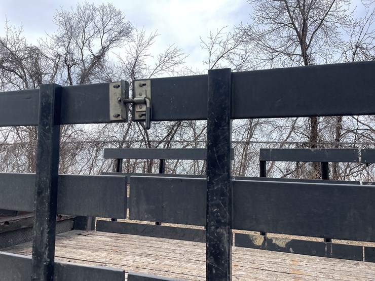 2009-ford-f550-image-61