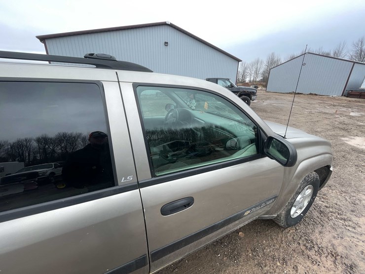 2003-chevrolet-trailblazer-image-37