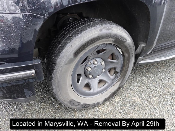 2016-chevrolet-tahoe-image-18