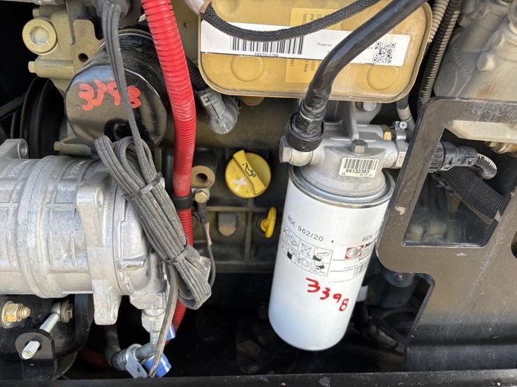 2017-jlg-g5-18a-image-45