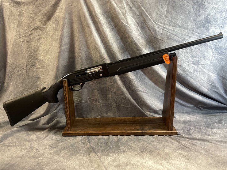 #10096-•-hatfield-sas,-12-ga.-semi-auto-shotgun,-sn:-12a22-003897-image-2