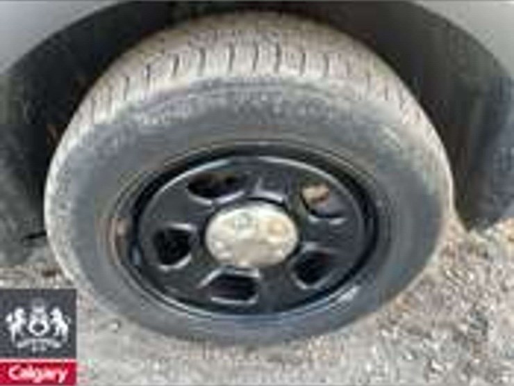 2018-ford-explorer-image-11