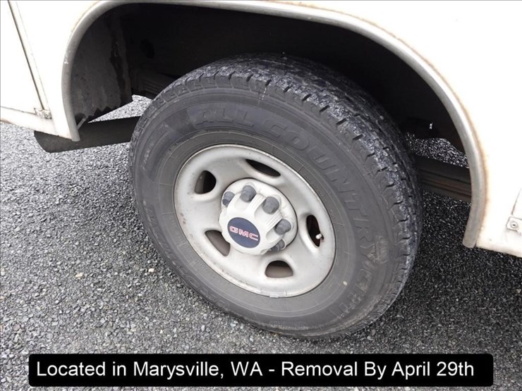 2006-gmc-2500-image-12