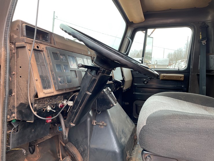 1991-international-4900-image-55