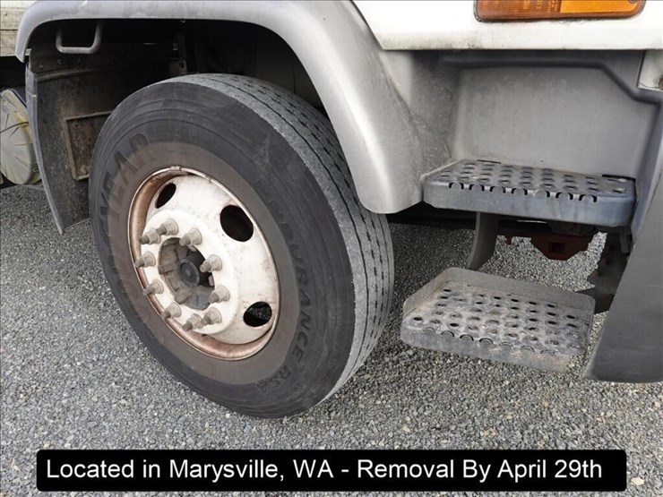 2002-isuzu-ftr-image-22