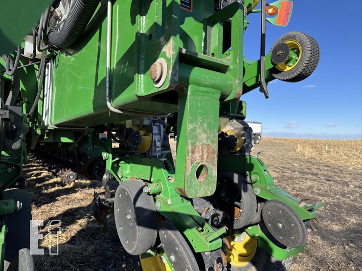 john-deere-1770-image-106